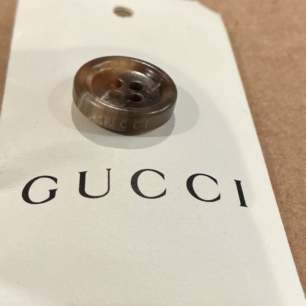 New authentic Gucci luxury designer signature replacement button brown tortoise
